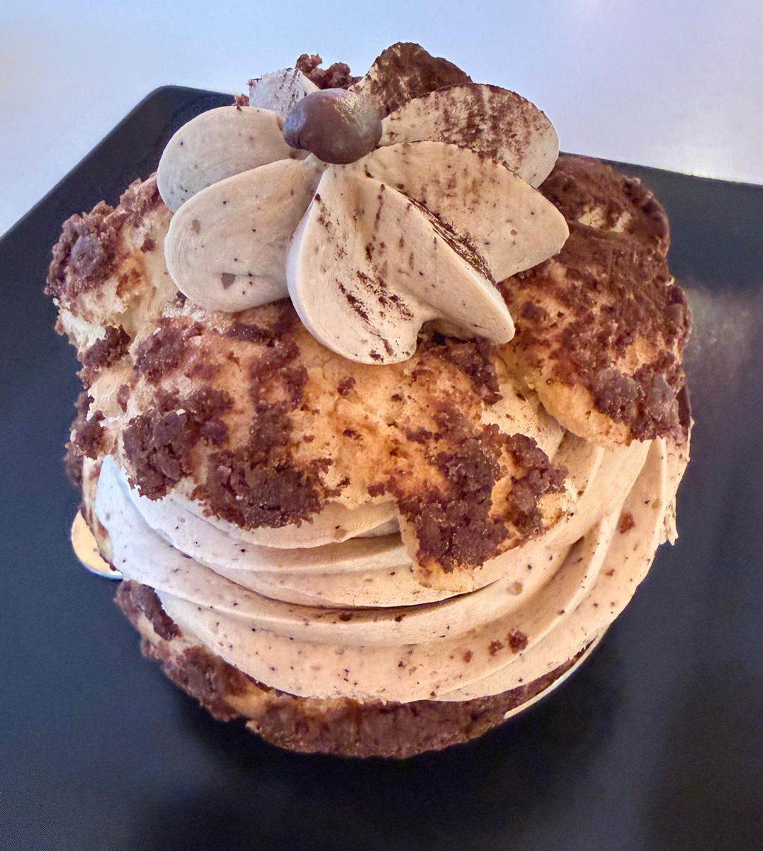 Choux au Craqueline Cafe